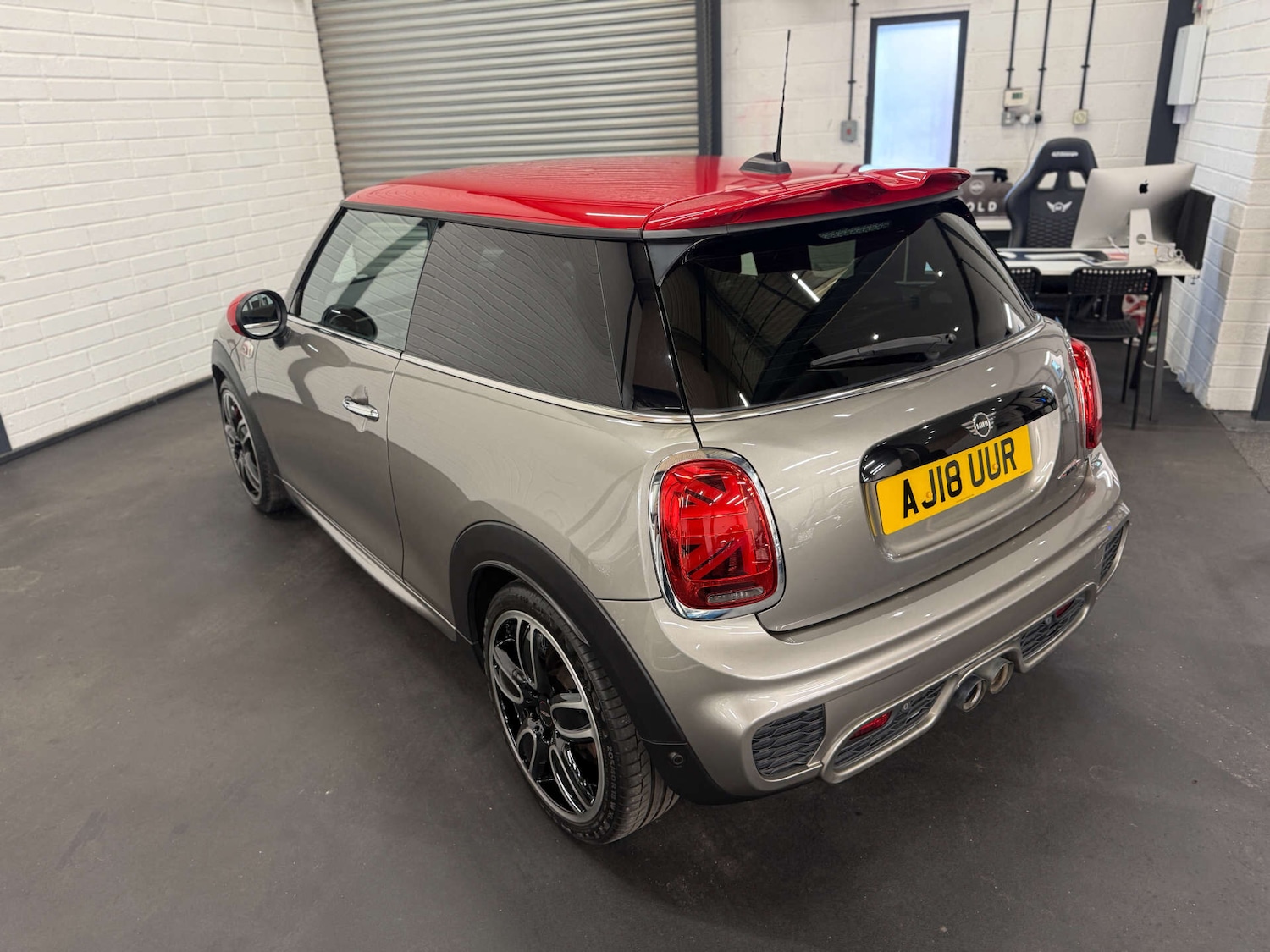Used MINI Hatch 2018 for sale - 76783112: Photo 4