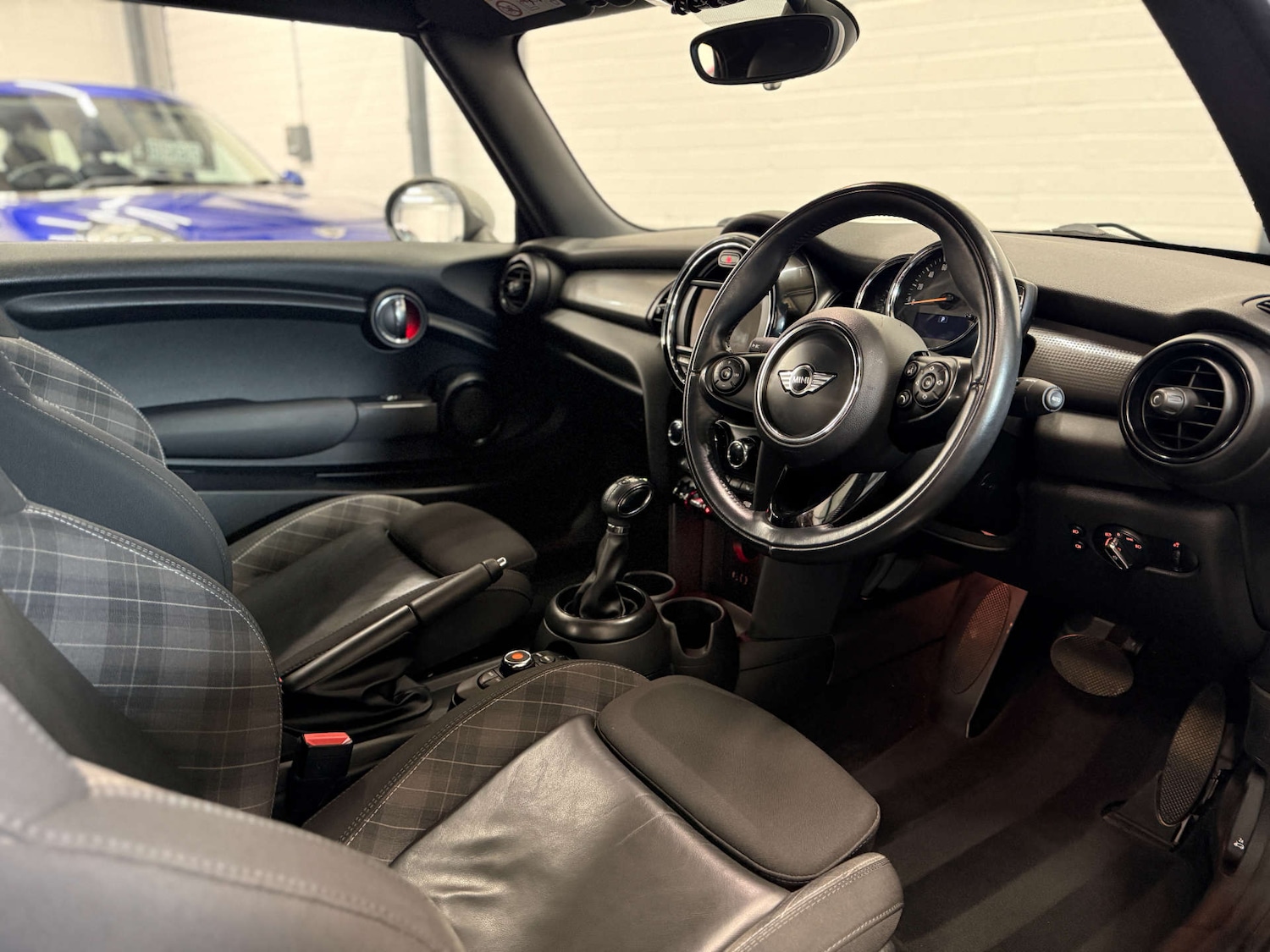 Used MINI Convertible 2017 for sale - 77285456: Photo 15