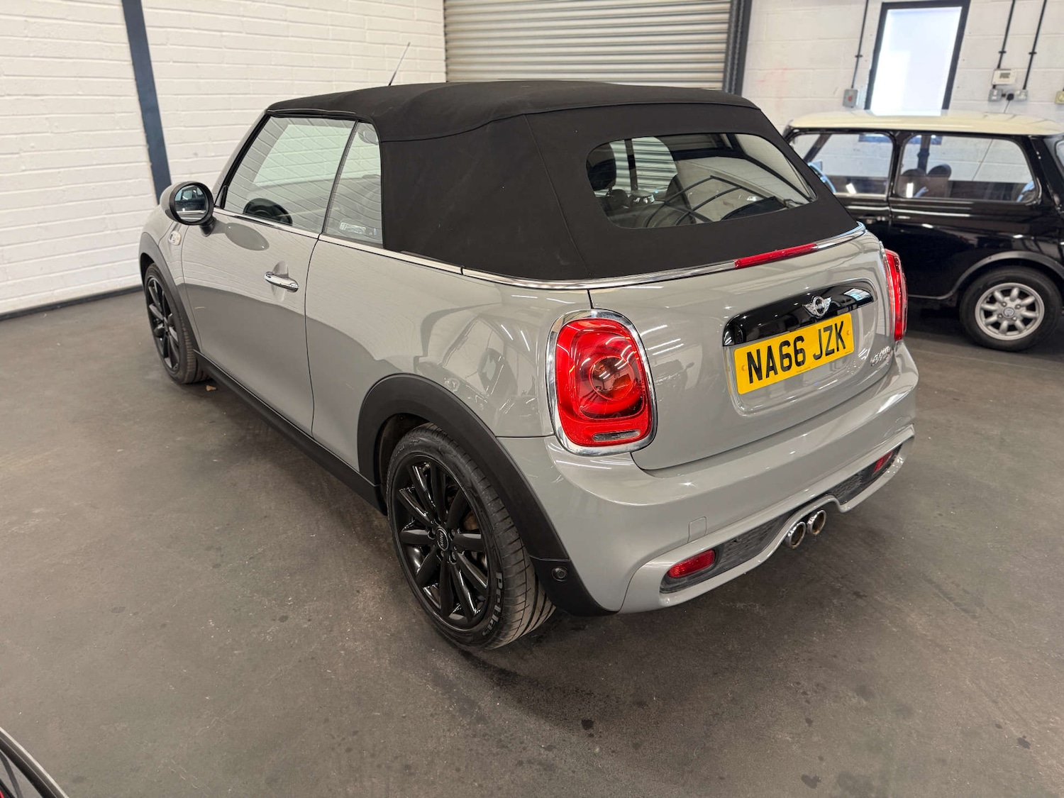 Used MINI Convertible 2016 for sale - 78016374: Photo 11