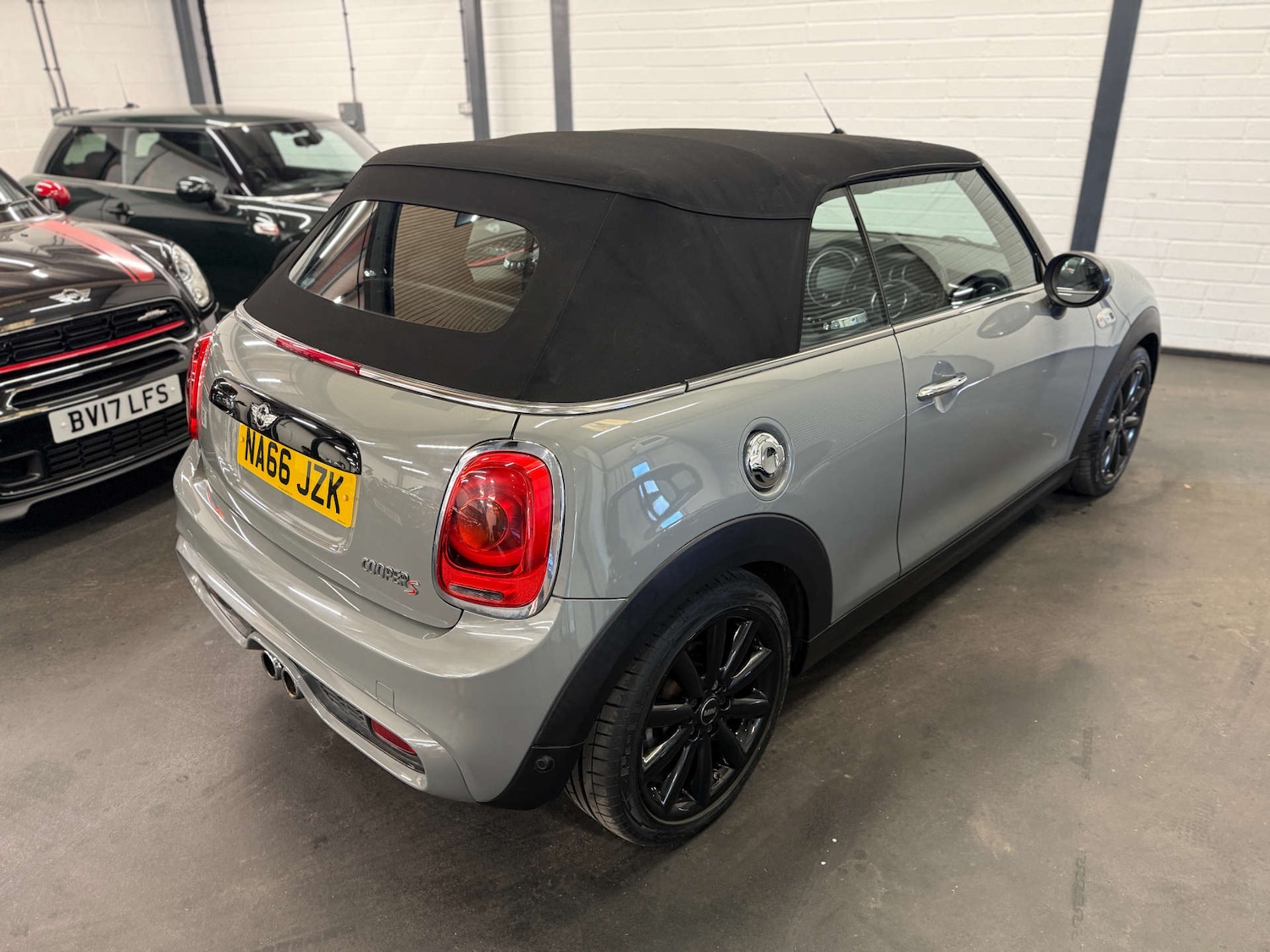Used MINI Convertible 2016 for sale - 78016374: Photo 13