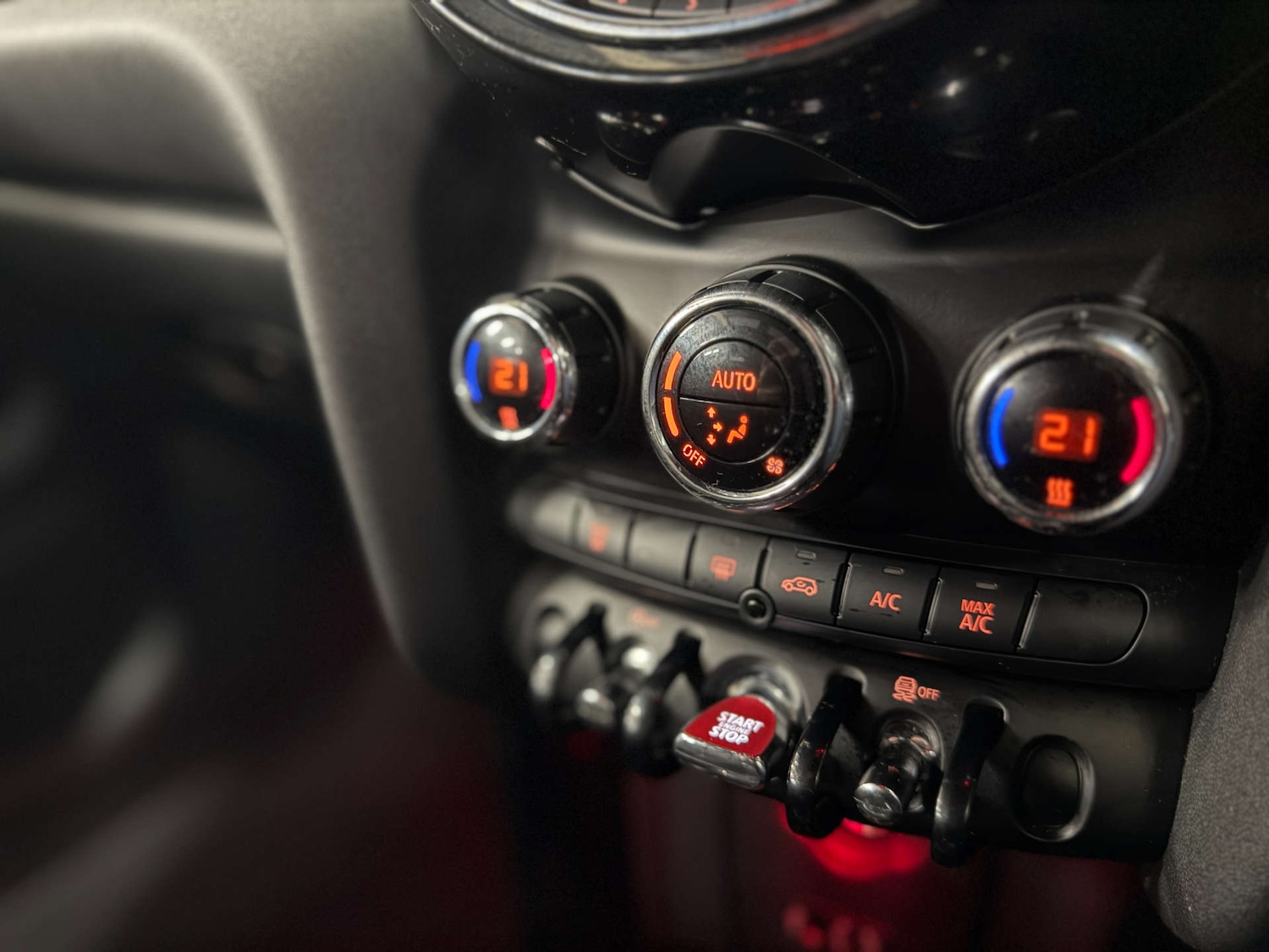 Used MINI Convertible 2016 for sale - 78016374: Photo 22