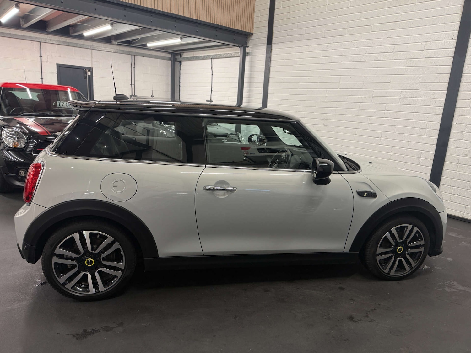 Used MINI Hatch 2021 for sale - 76783089: Photo 12