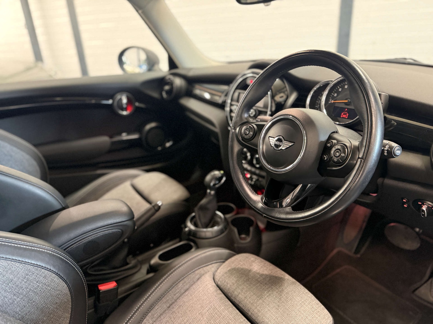 Used MINI Hatch 2017 for sale - 77245595: Photo 4