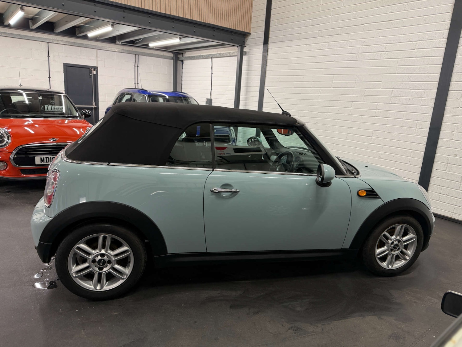 Used MINI Convertible 2012 for sale - 77170337: Photo 14