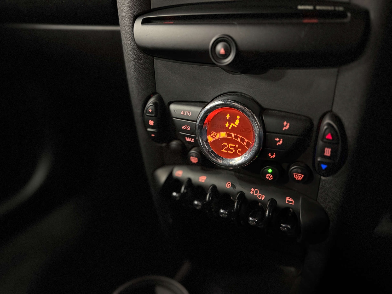 Used MINI Convertible 2012 for sale - 77170337: Photo 21