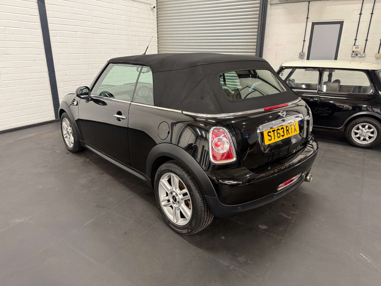 Used MINI Convertible 2014 for sale - 77502014: Photo 11