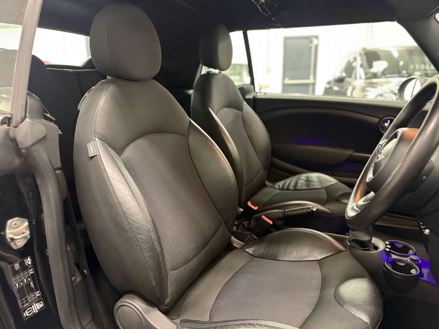 Used MINI Convertible 2014 for sale - 77502014: Photo 17