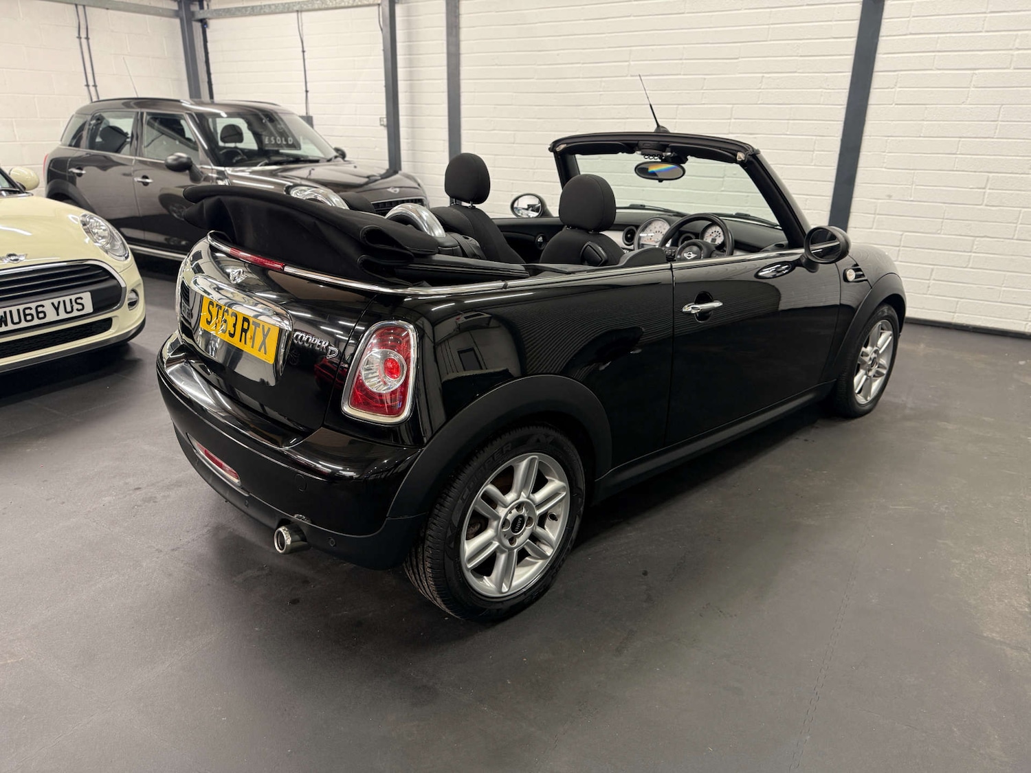 Used MINI Convertible 2014 for sale - 77502014: Photo 3