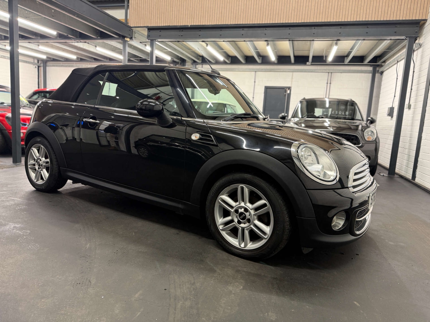 Used MINI Convertible 2014 for sale - 77502014: Photo 6