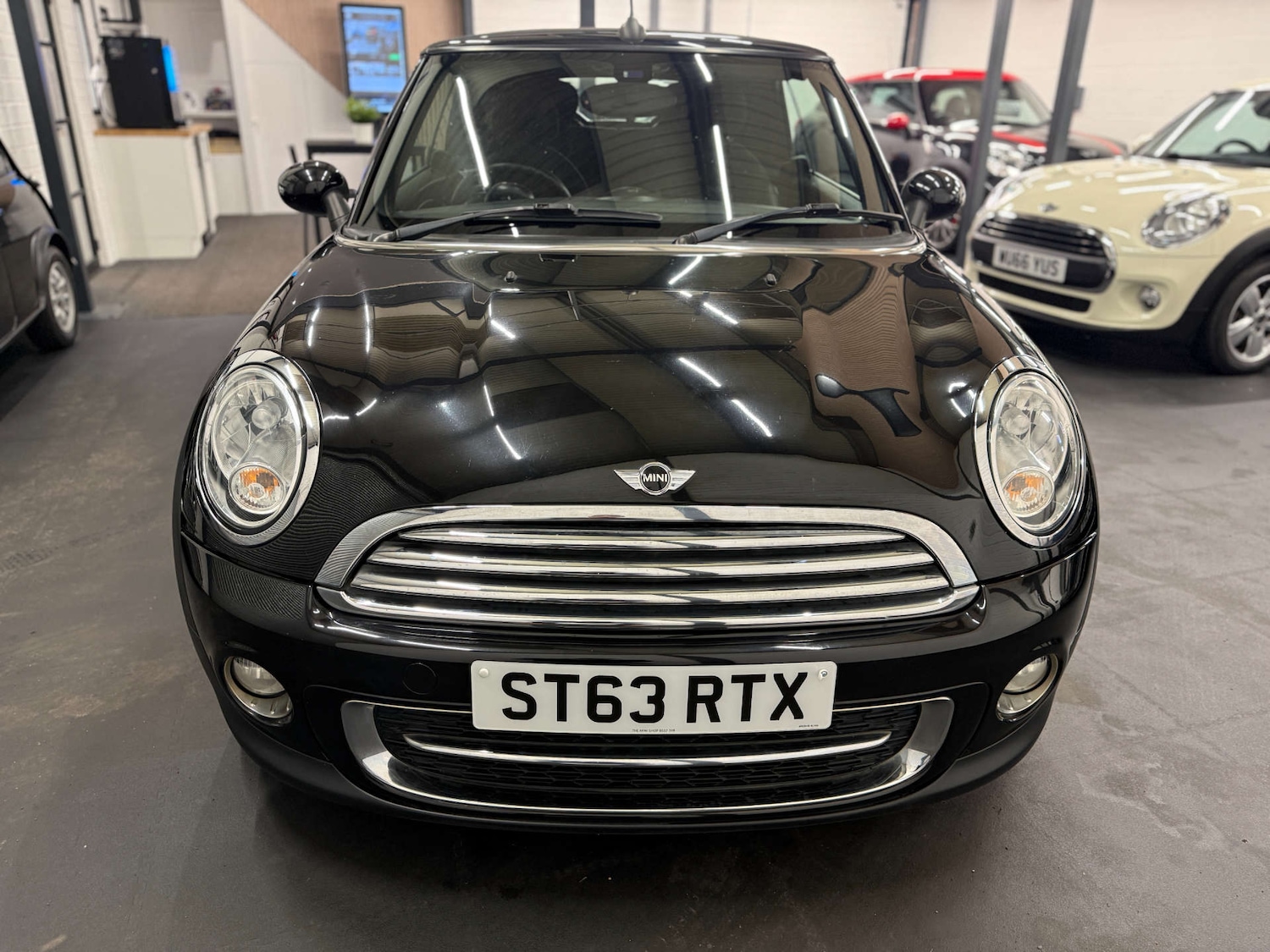 Used MINI Convertible 2014 for sale - 77502014: Photo 8