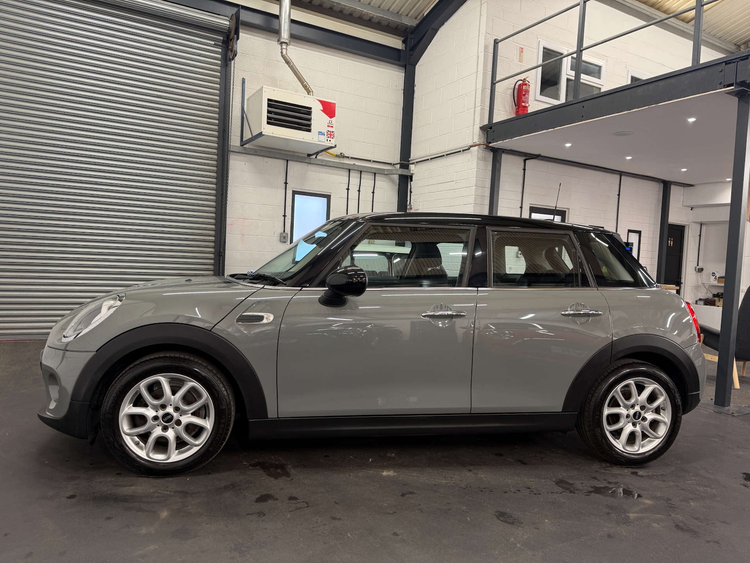 Used MINI Hatch 2017 for sale - 77749140: Photo 8