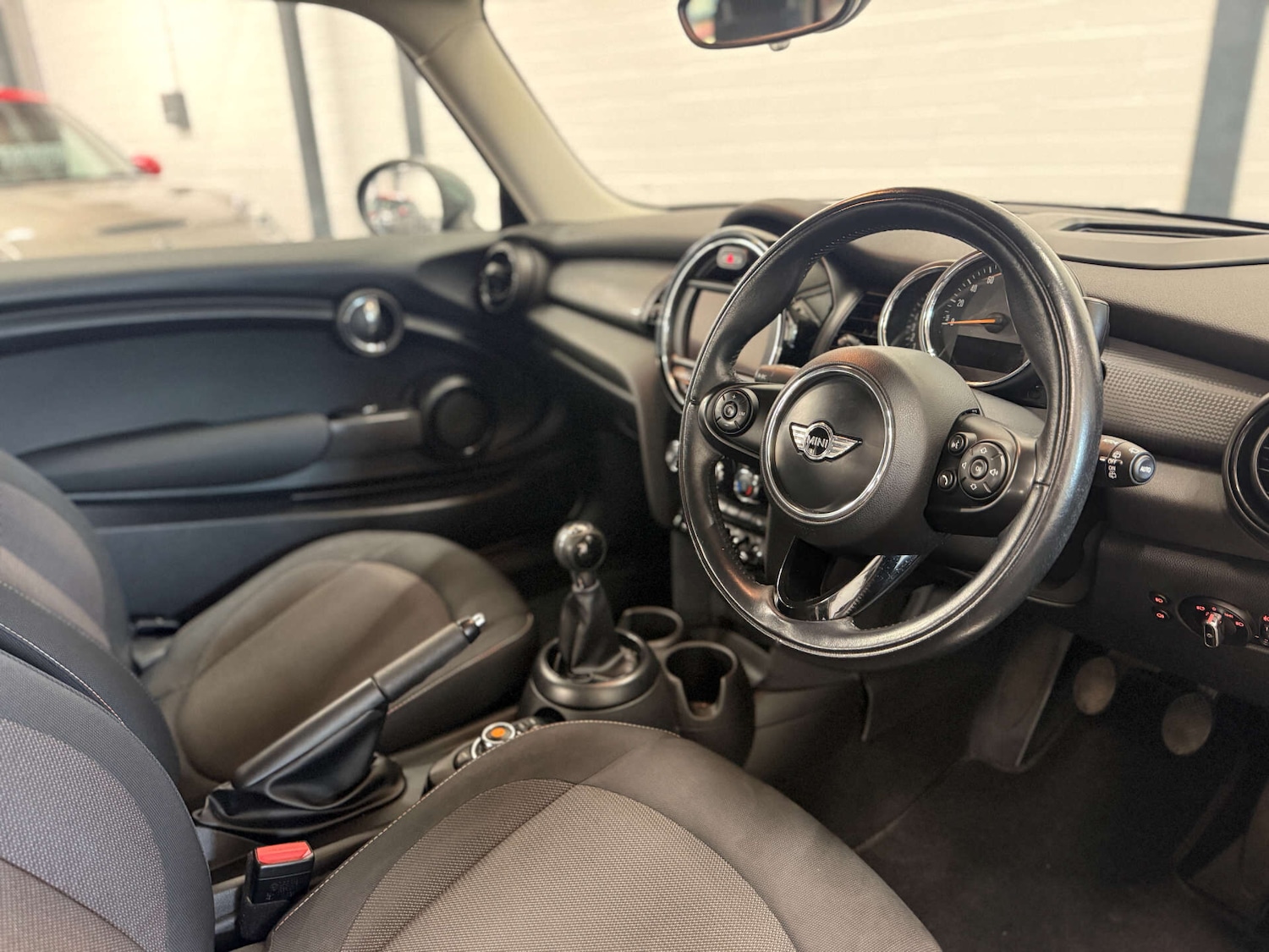 Used MINI Hatch 2016 for sale - 76783094: Photo 4