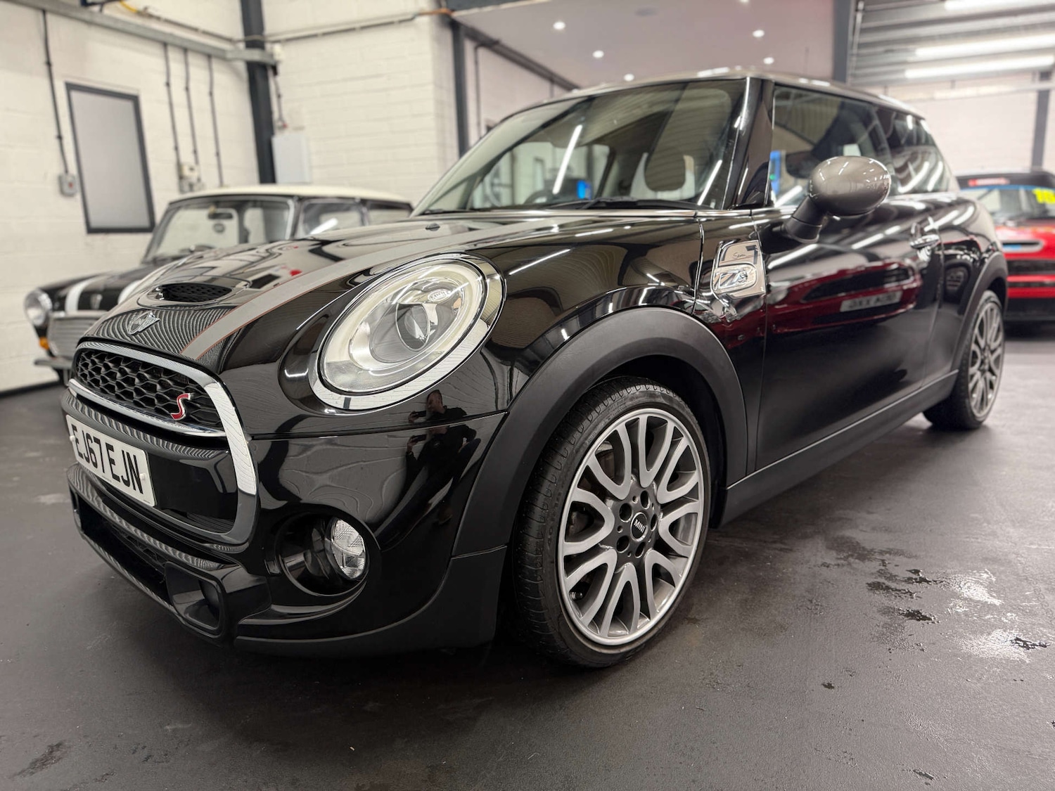 Used MINI Hatch 2017 for sale - 77249300: Photo 2