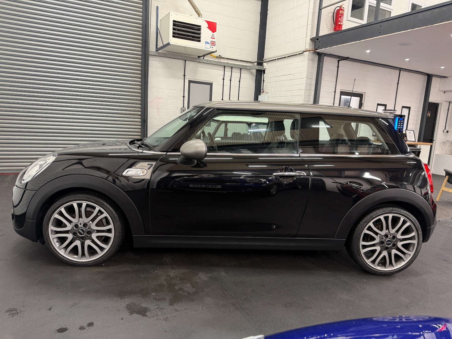 Used MINI Hatch 2017 for sale - 77249300: Photo 8