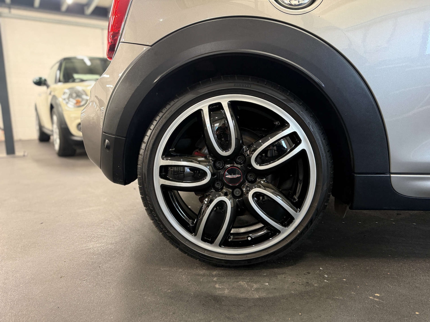 Used MINI Hatch 2018 for sale - 76957246: Photo 17