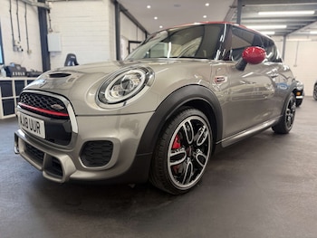 Used MINI Hatch 2018 for sale - 76957246: Photo