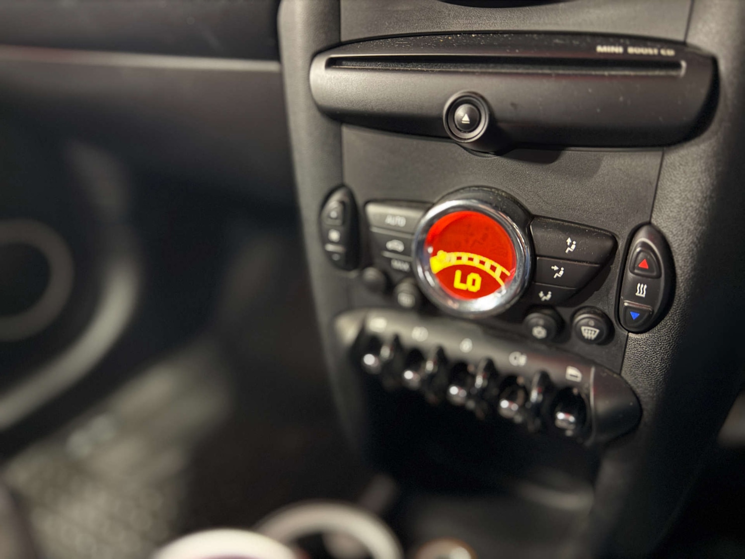 Used MINI Hatch 2011 for sale - 76957245: Photo 17