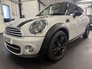 Used MINI Hatch 2011 for sale - 76957245: Photo