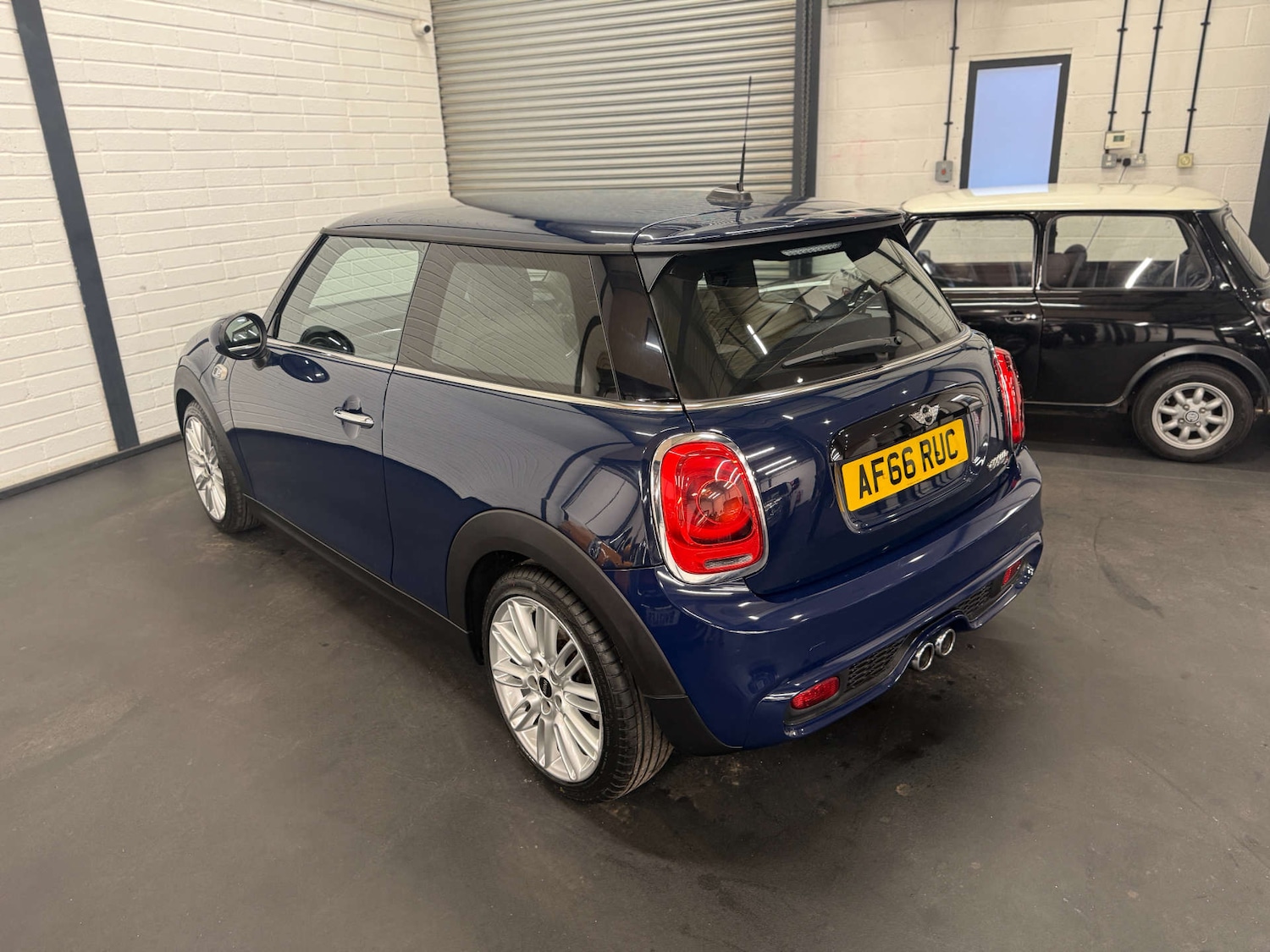 Used MINI Hatch 2016 for sale - 76957249: Photo 10