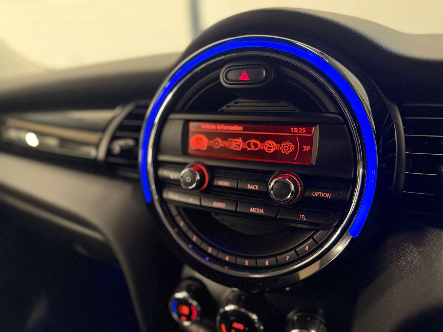 Used MINI Hatch 2017 for sale - 77523164: Photo 17