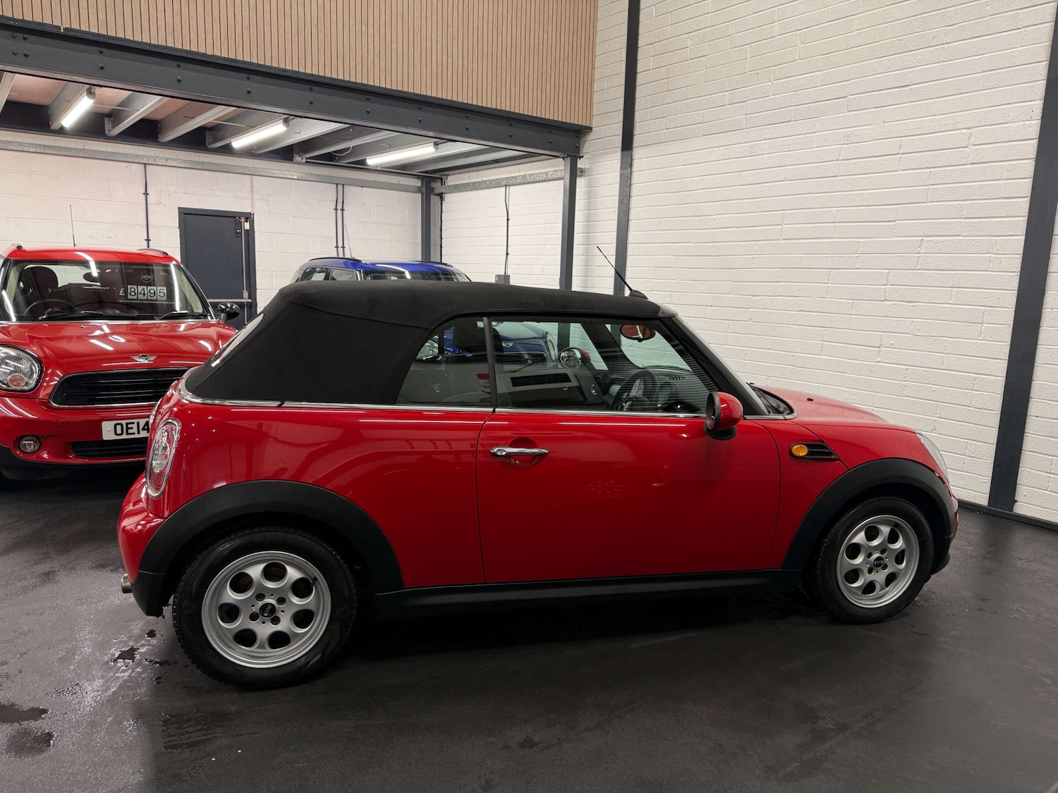Used MINI Convertible 2011 for sale - 77234078: Photo 14