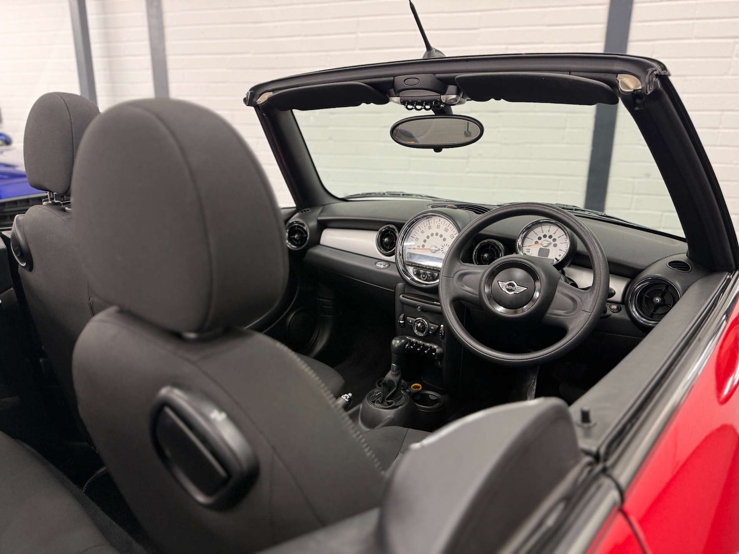 Used MINI Convertible 2011 for sale - 77234078: Photo 15