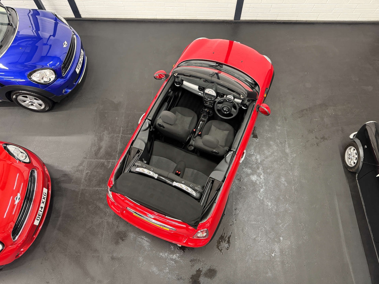 Used MINI Convertible 2011 for sale - 77234078: Photo 16