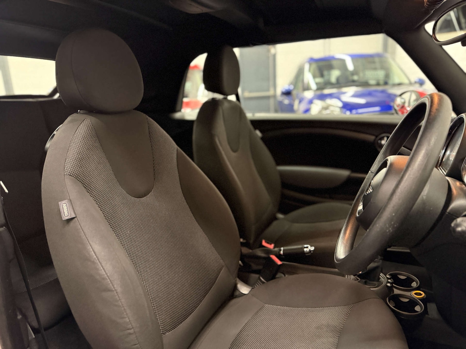 Used MINI Convertible 2011 for sale - 77234078: Photo 17