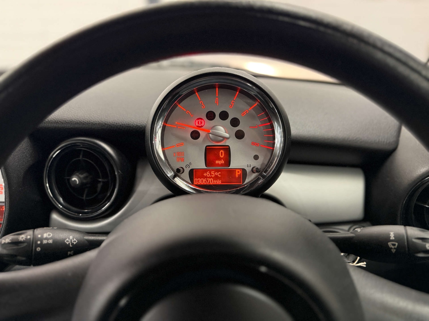 Used MINI Convertible 2011 for sale - 77234078: Photo 18