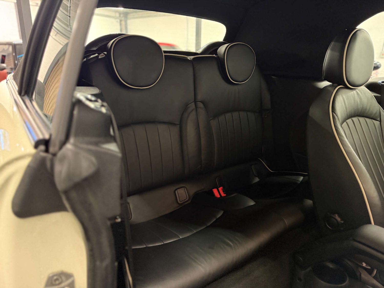 Used MINI Convertible 2012 for sale - 77342227: Photo 16