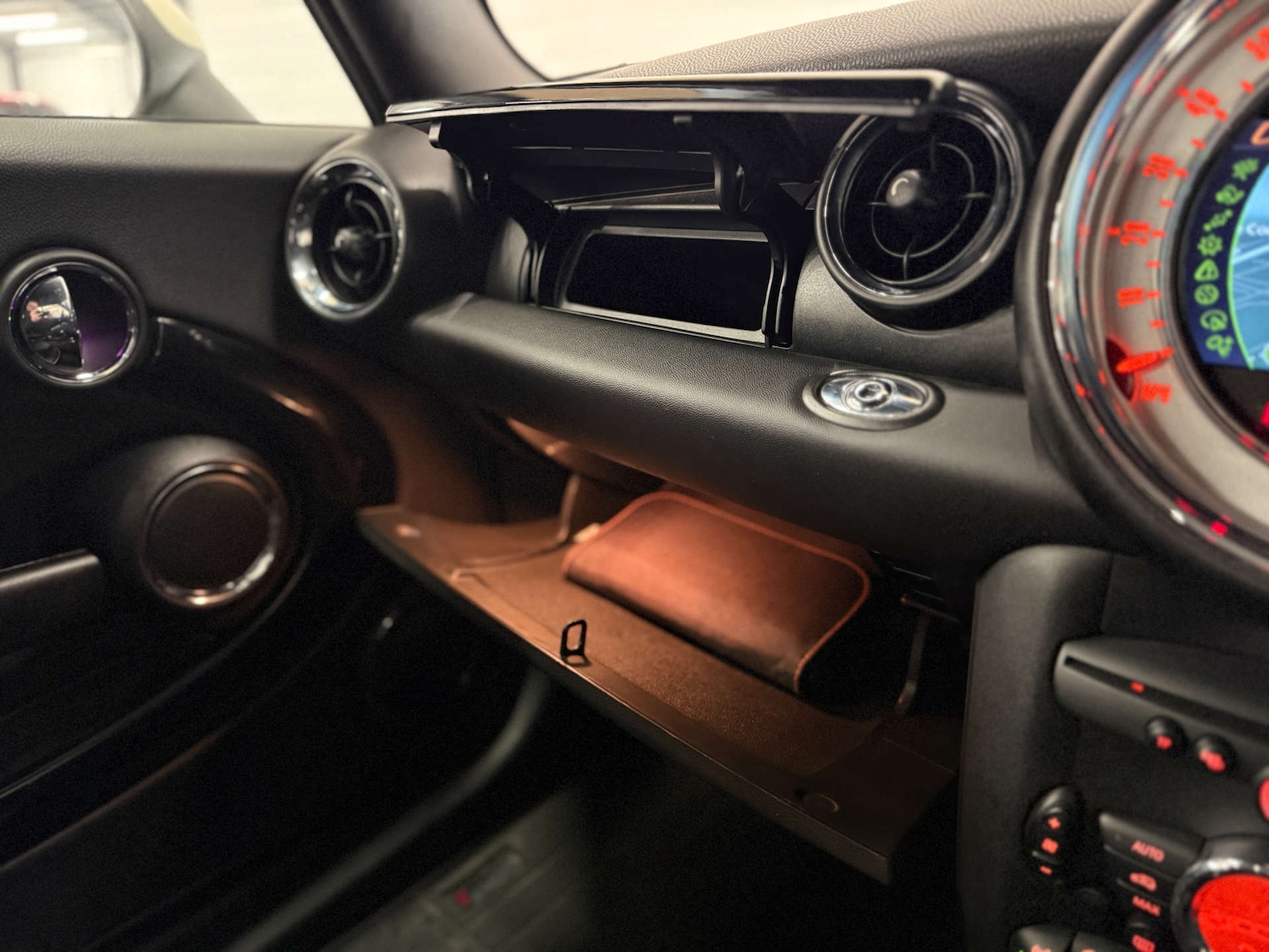 Used MINI Convertible 2012 for sale - 77342227: Photo 23