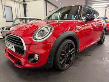 Used MINI Hatch 2019 for sale - 76957254: Photo