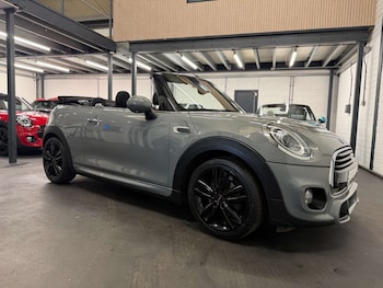 Used MINI Convertible 2019 for sale - 78297139: Photo