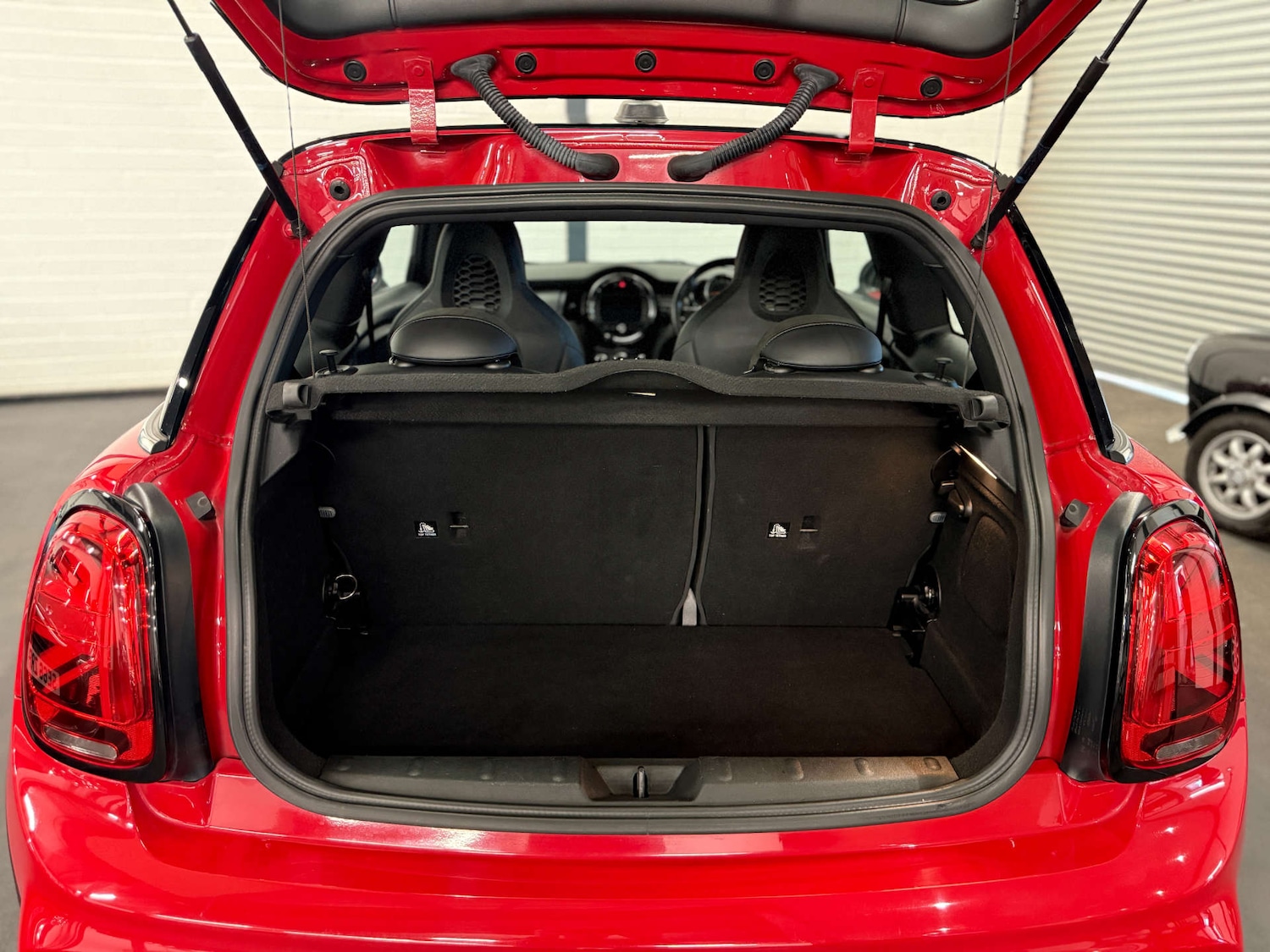 Used MINI Hatch 2019 for sale - 78167899: Photo 13