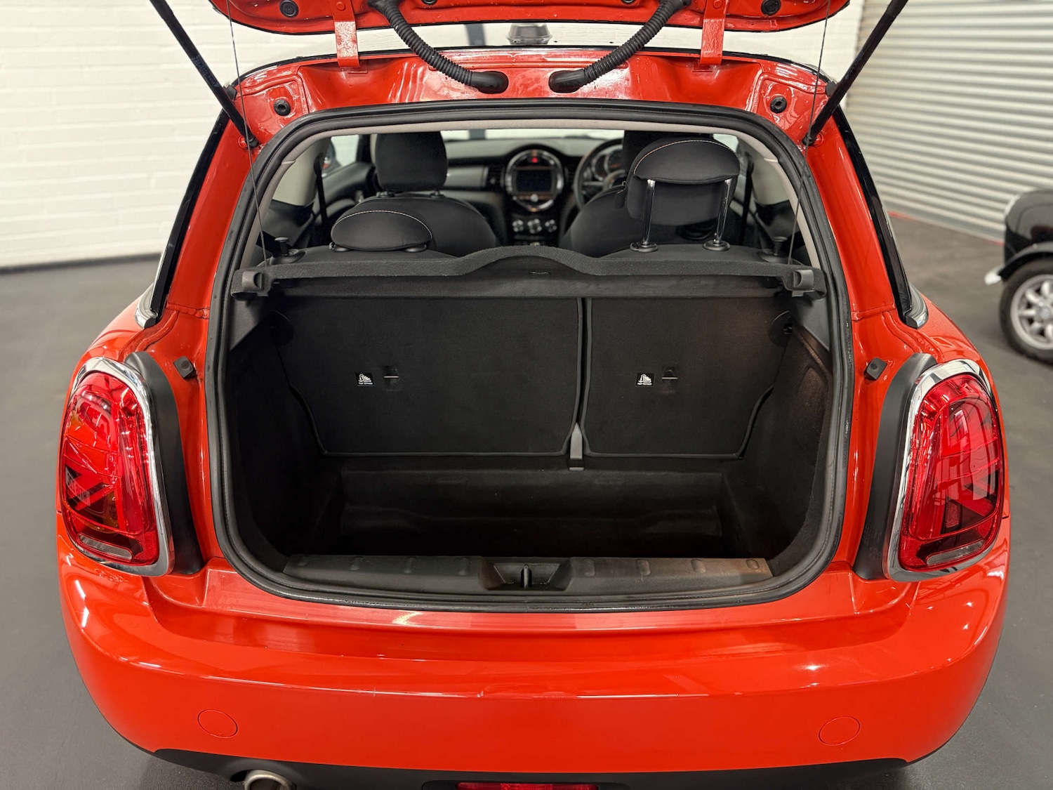 Used MINI Hatch 2018 for sale - 77055551: Photo 13