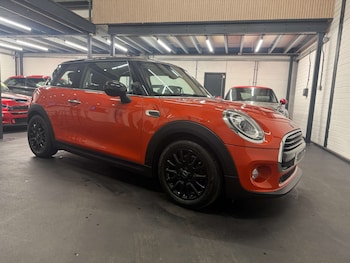 Used MINI Hatch 2018 for sale - 77055551: Photo