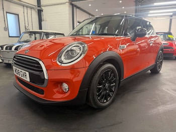 Used MINI Hatch 2018 for sale - 77055551: Photo