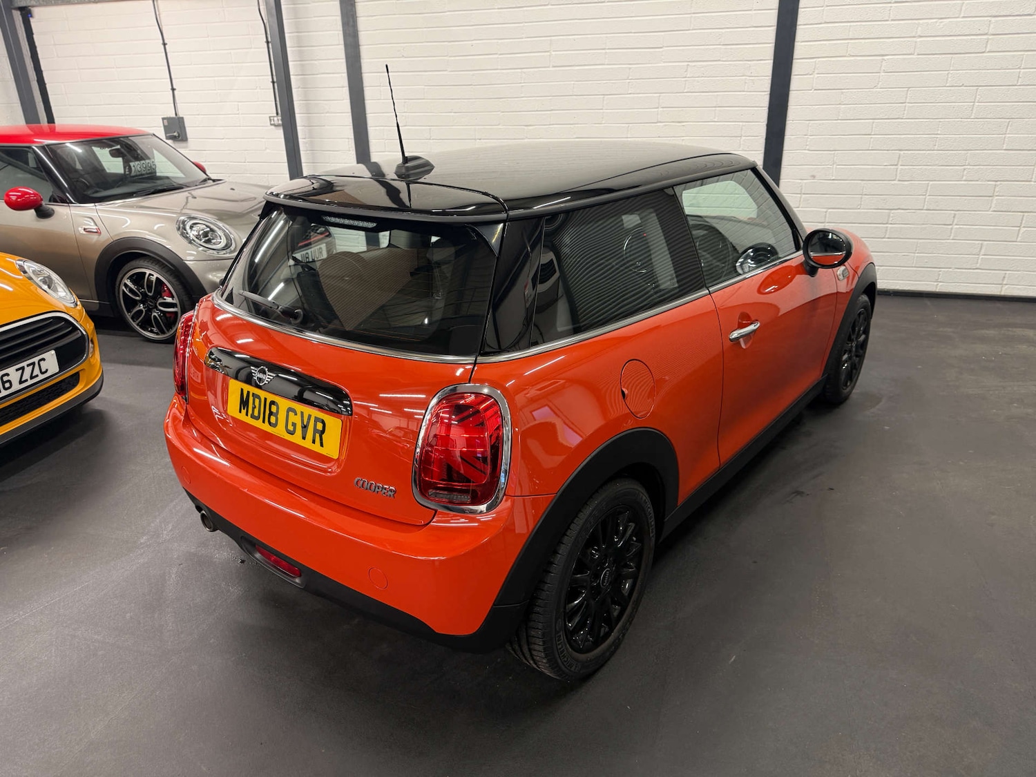 Used MINI Hatch 2018 for sale - 77055551: Photo 3