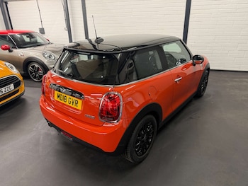 Used MINI Hatch 2018 for sale - 77055551: Photo
