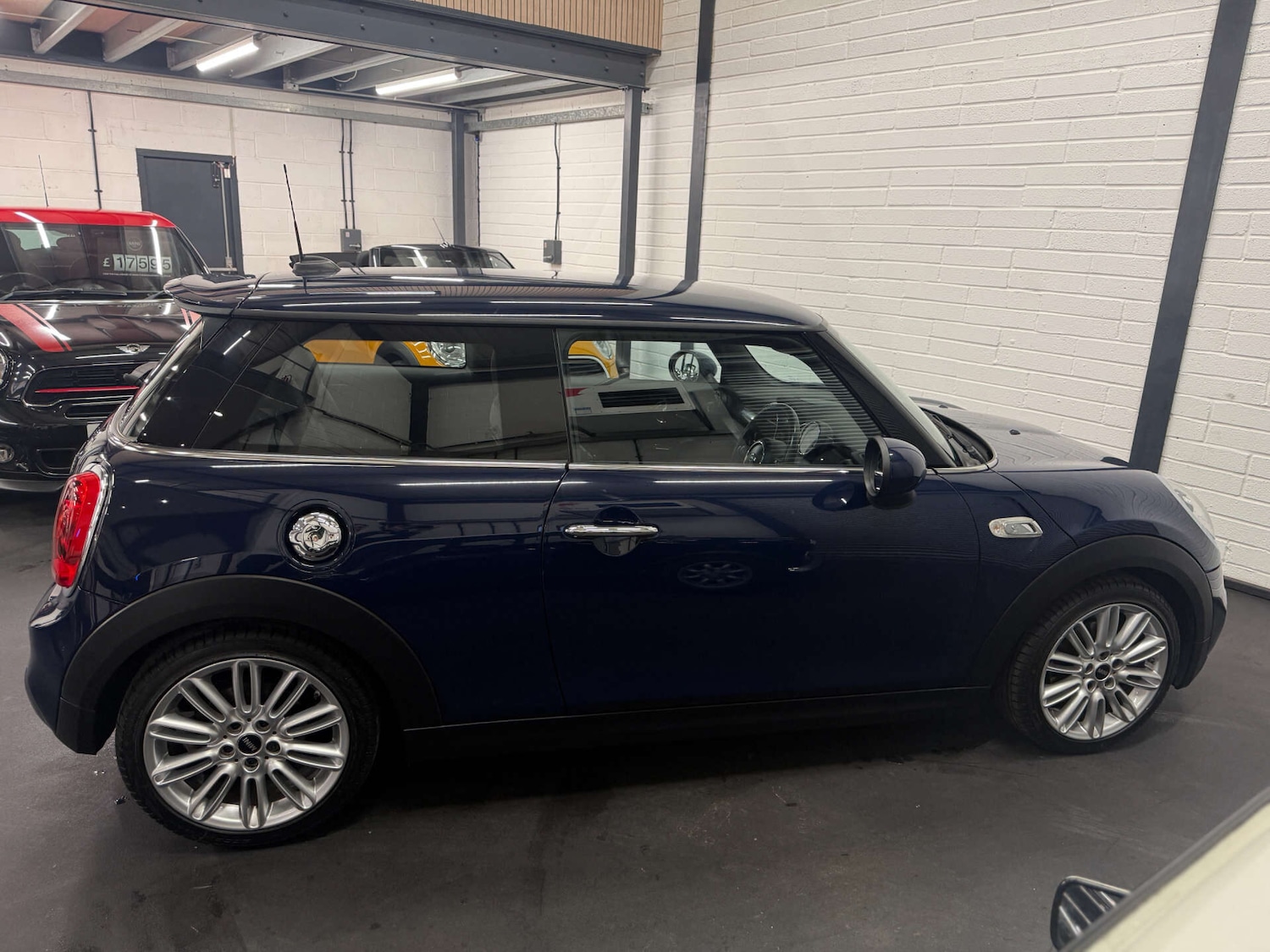 Used MINI Hatch 2016 for sale - 76783142: Photo 12
