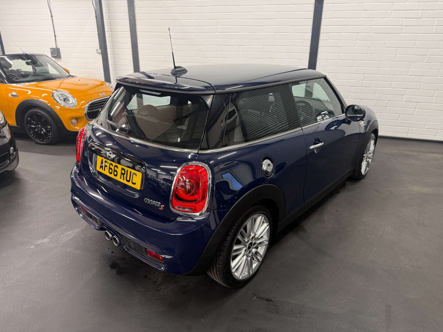 Used MINI Hatch 2016 for sale - 76783142: Photo 3