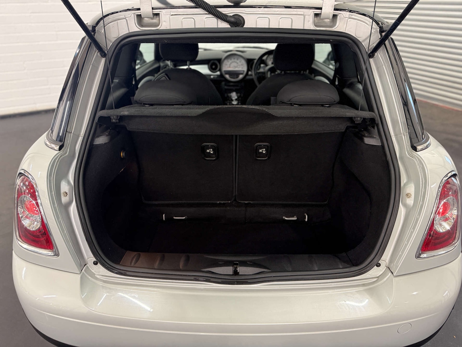 Used MINI Hatch 2011 for sale - 76783110: Photo 12