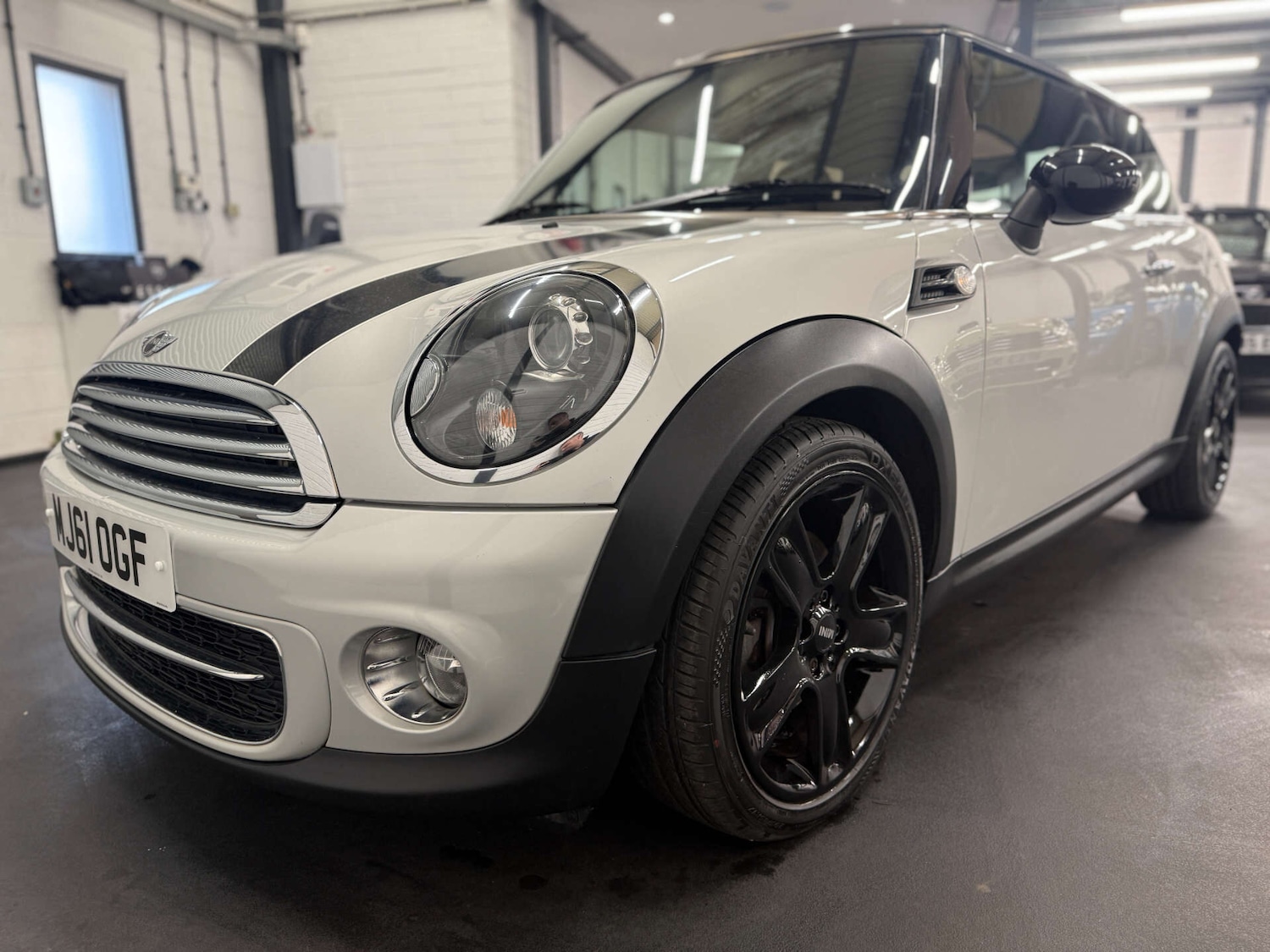 Used MINI Hatch 2011 for sale - 76783110: Photo 3