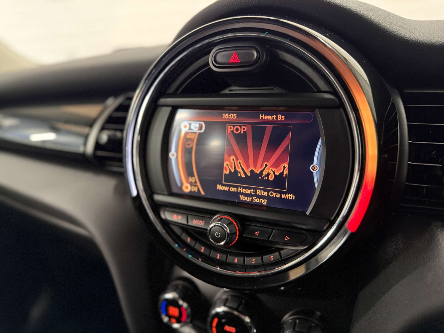 Used MINI Hatch 2016 for sale - 77502016: Photo 17