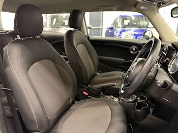 Used MINI Hatch 2016 for sale - 77502016: Photo