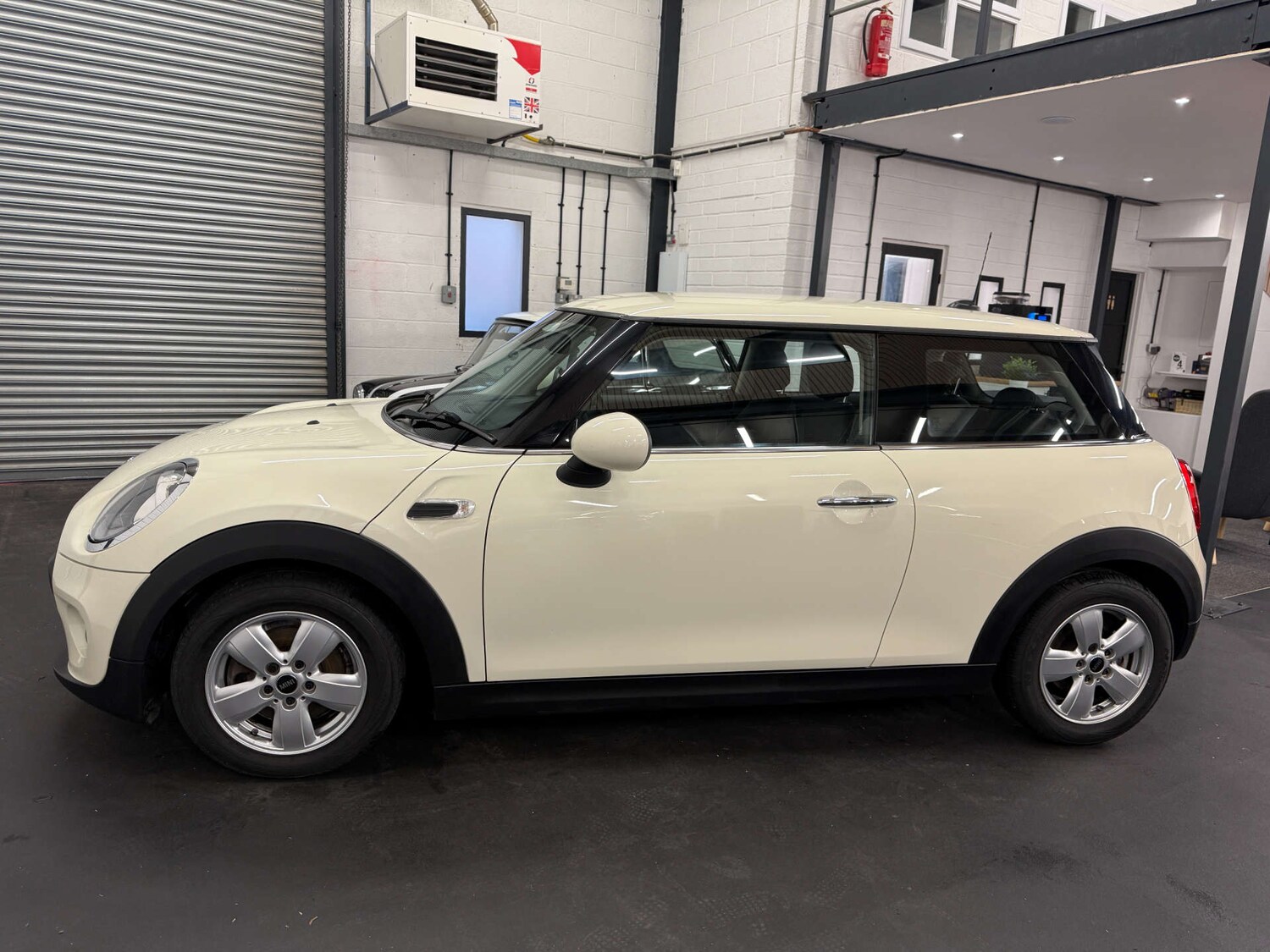 Used MINI Hatch 2016 for sale - 77502016: Photo 8