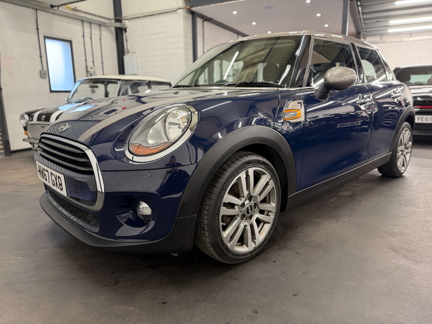 Used MINI Hatch 2017 for sale - 78105684: Photo 2