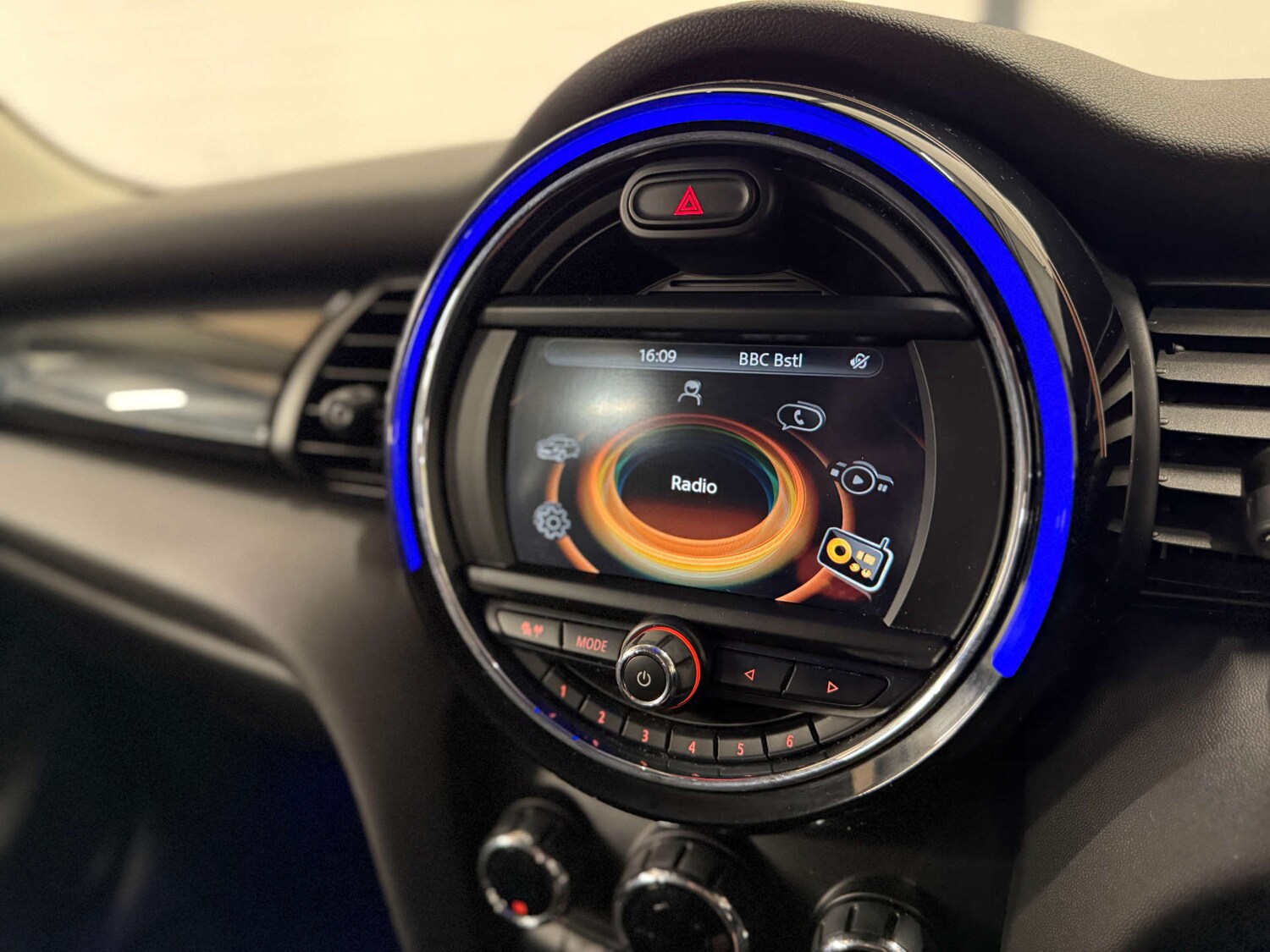 Used MINI Hatch 2017 for sale - 78105684: Photo 21