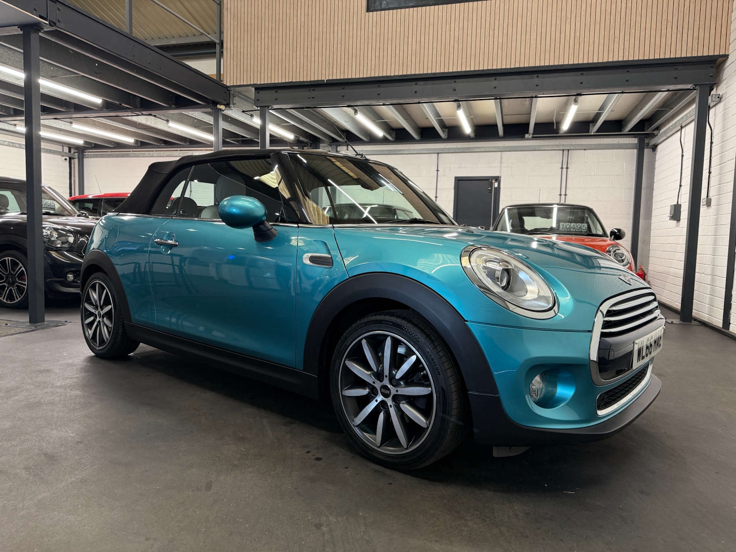 Used MINI Convertible 2016 for sale - 78105671: Photo 6
