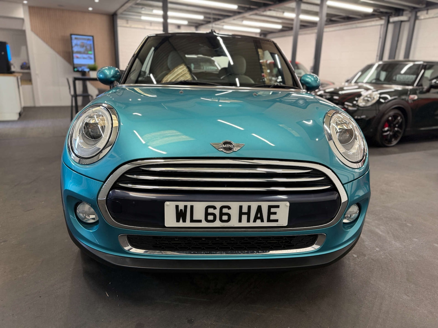 Used MINI Convertible 2016 for sale - 78105671: Photo 8